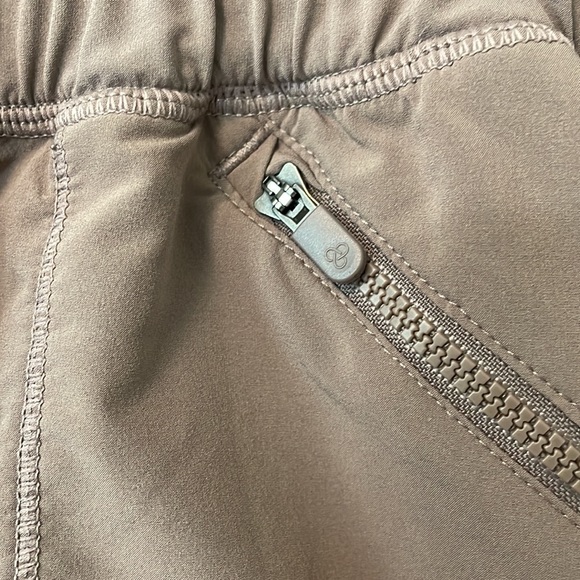 Zella running shorts - Picture 2 of 8